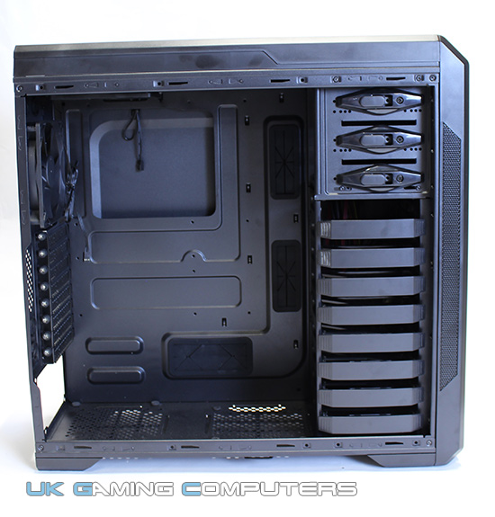 Inside the Rosewill Stealth Case