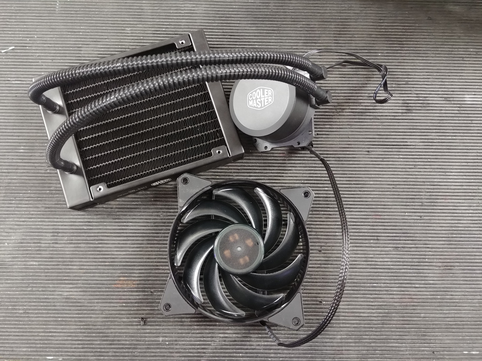 Cooler master masterliquid sales 120